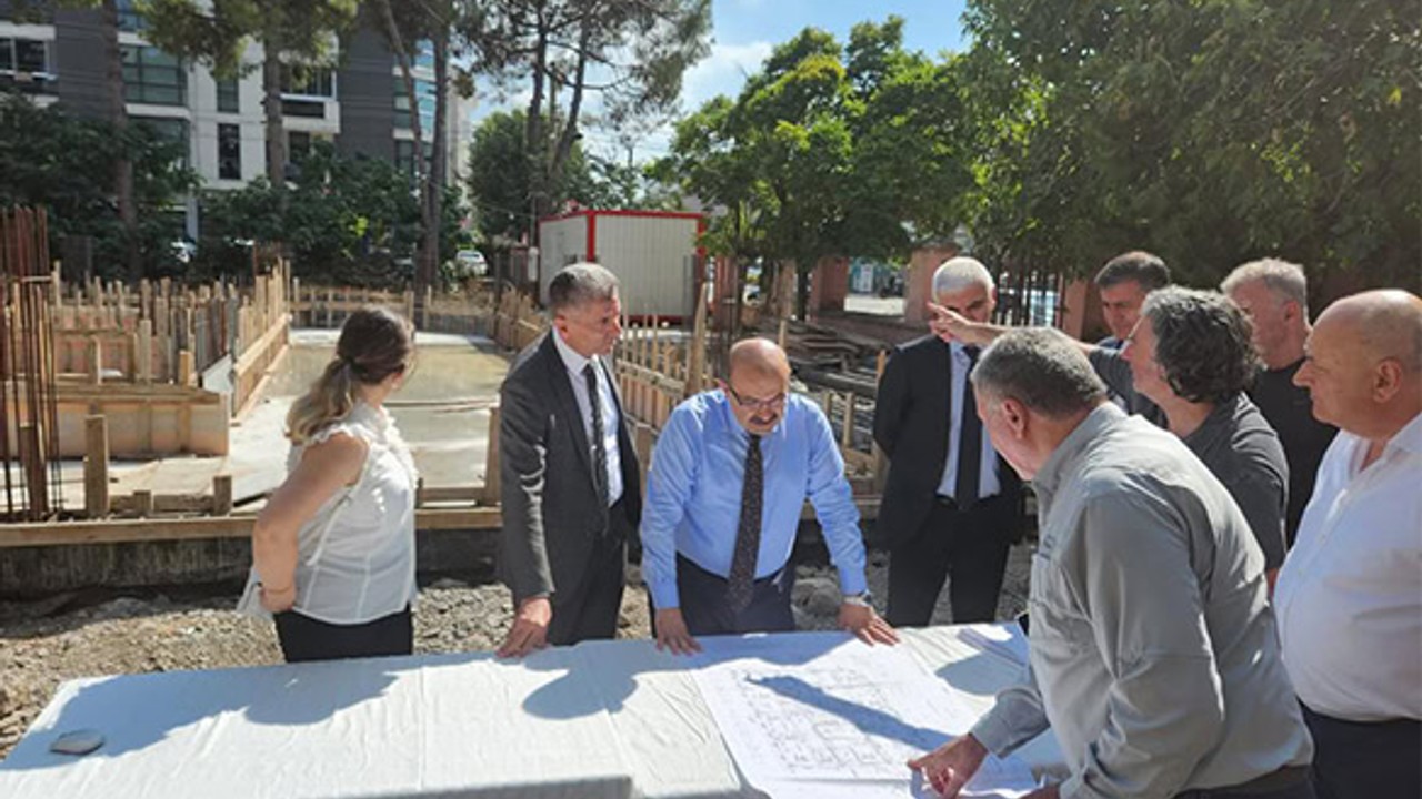 Vali Ustaoğlu Gönen’de İncelemelerde Bulundu