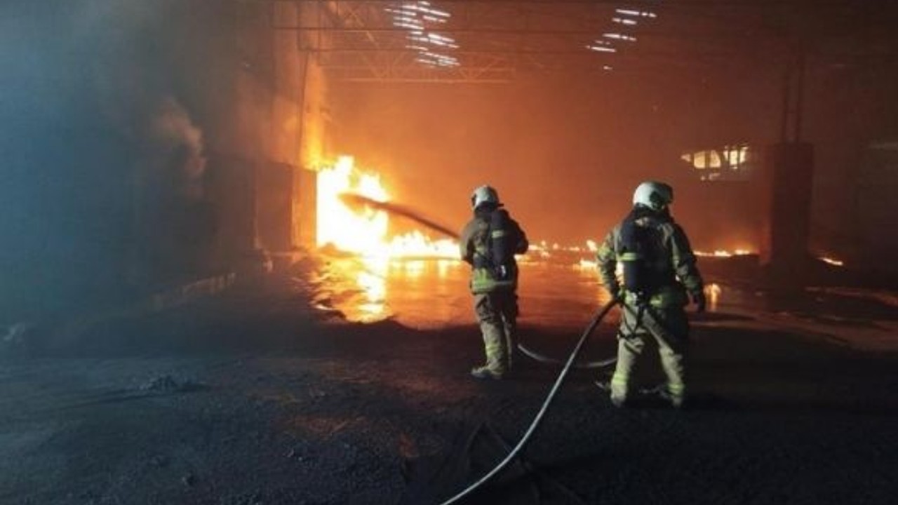 Ayvalık Pirina Fabrikasında Kazan Patladı: Yangın Başladı