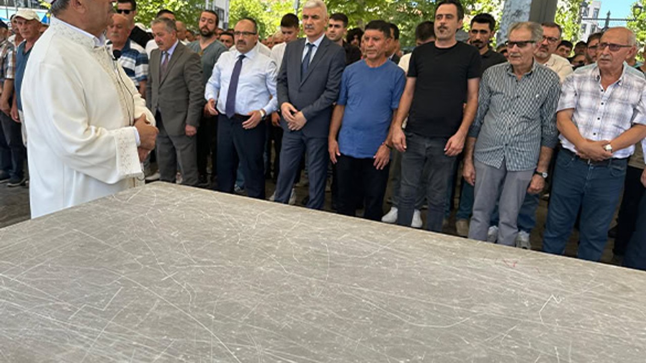 Balıkesir’de Haniye İçin Gıyabi Cenaze Namazı