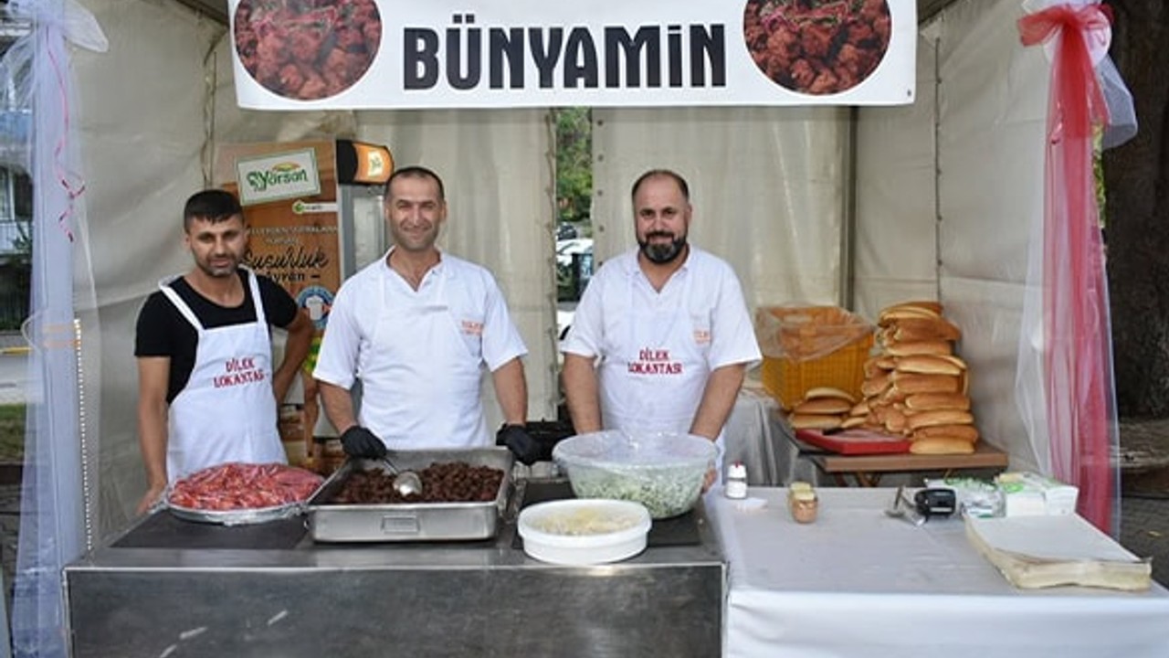 Balıkesir'de Yemek Festivali Başladı