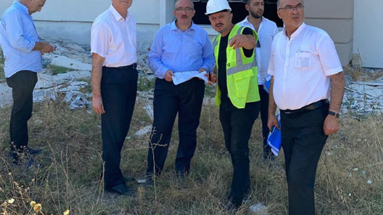 Gönen'de Hükümet Konağı İnşaatı İncelendi