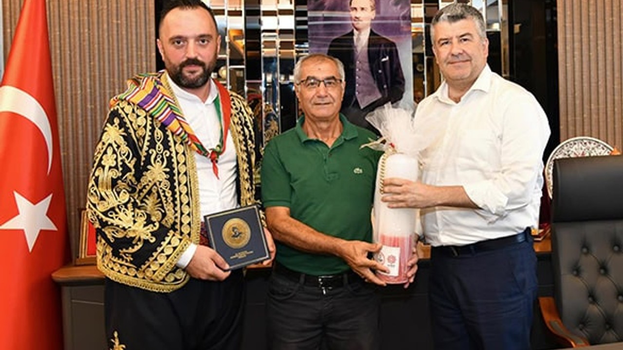 Kurtdereli Güreşleri'nde Davetler Sürüyor