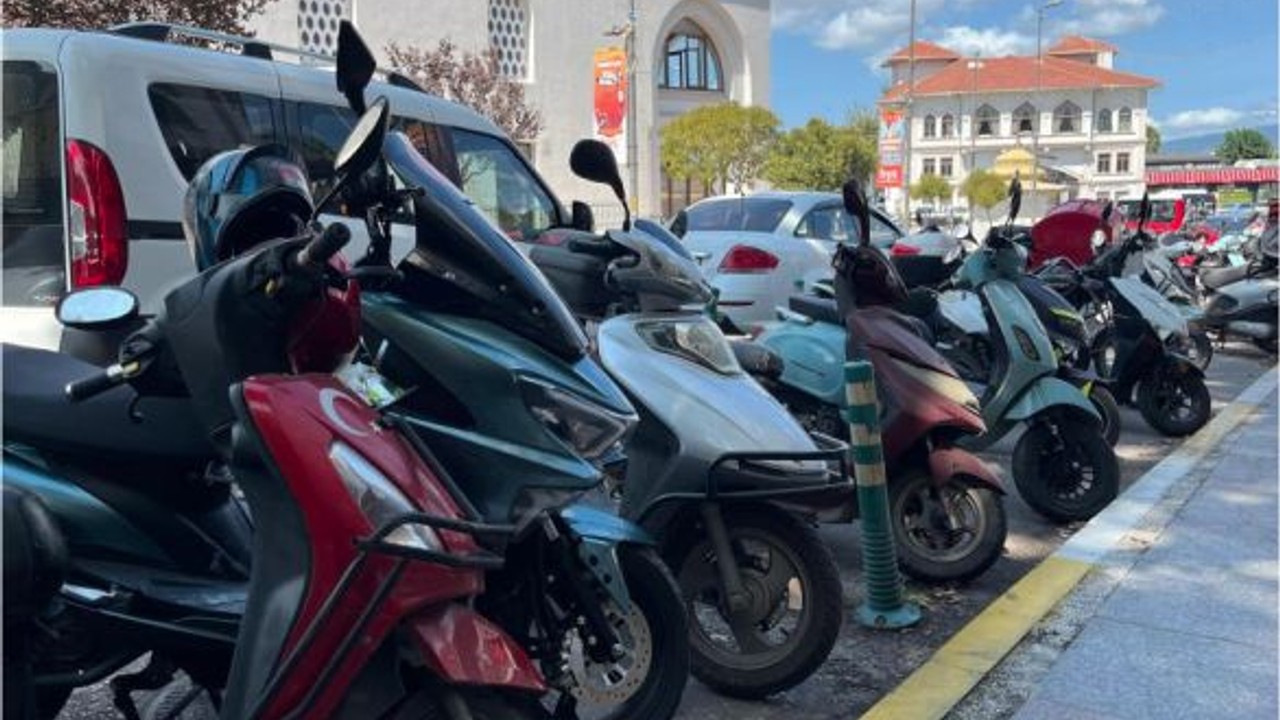Balıkesir'de Motosiklet Sayısı Otomobille Yarışıyor!