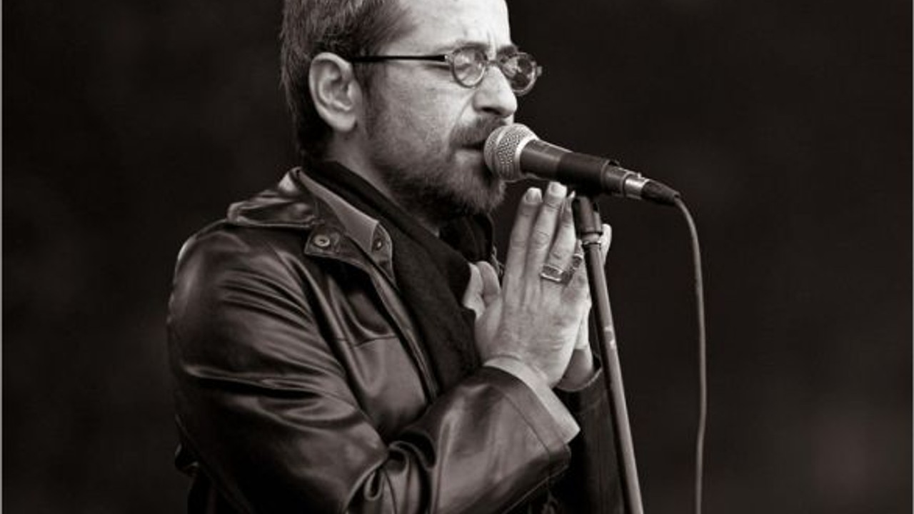 Feridun Düzağaç Şarkılarını Balıkesir İçin Söyleyecek