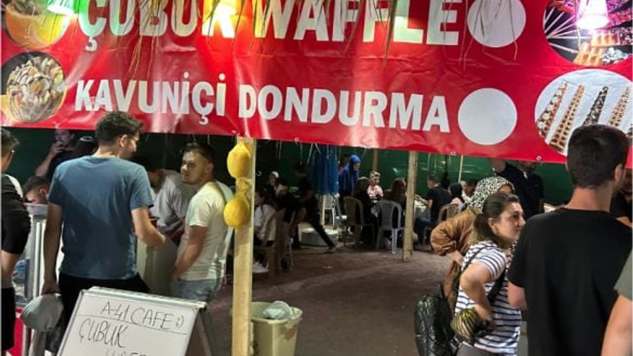 Bigadiç Panayırında 2 Lezzet Damak Şenlendirdi