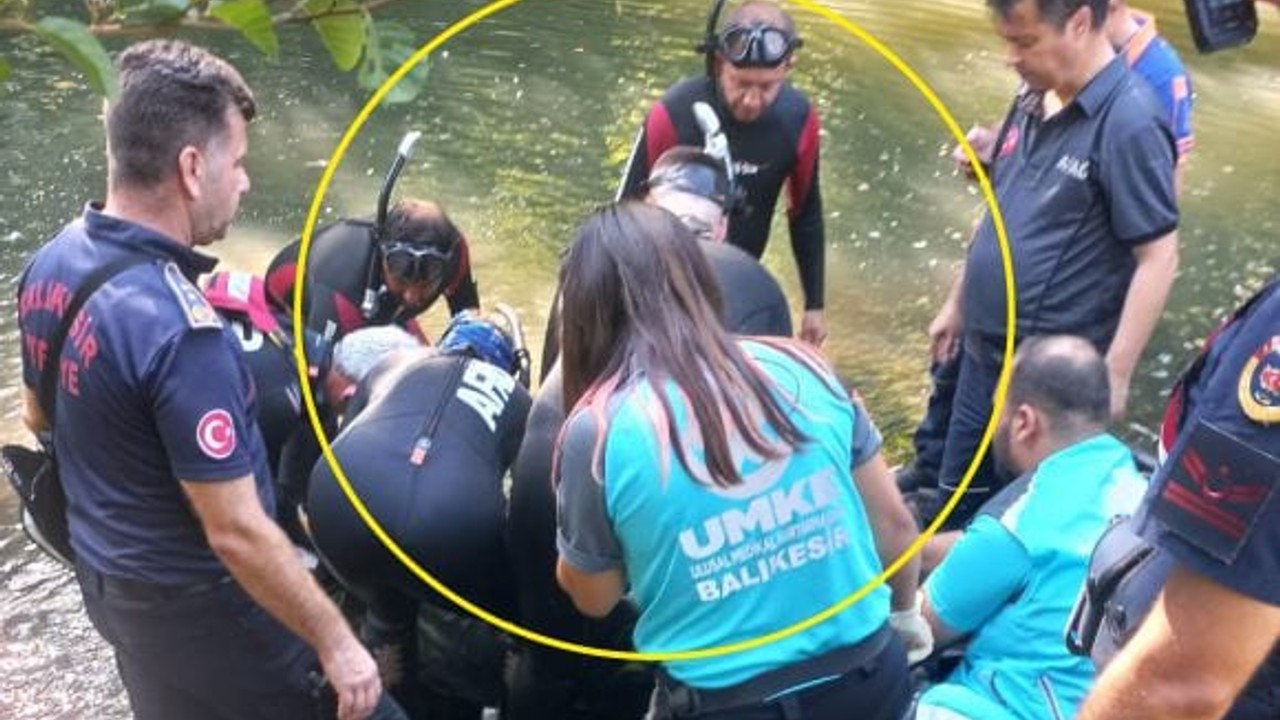 Gönen'de Çaya Kapılan Gencin Cesedi Bulundu