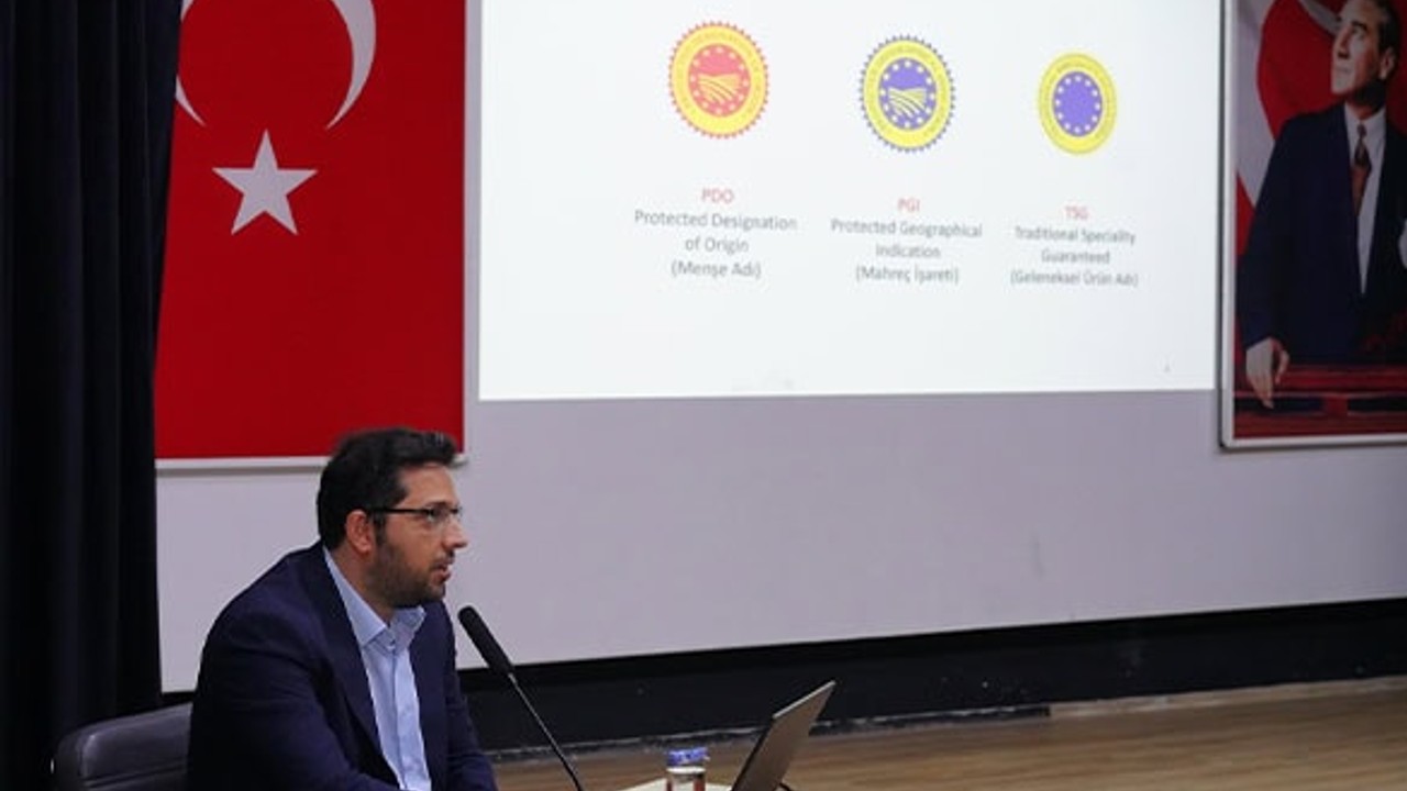 Ayvalık Belediyesi’nden Coğrafi İşaretli Ürünler Eğitimi