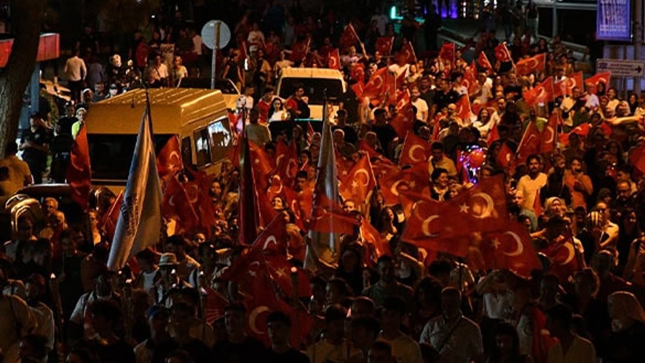 BBB Spor Kulübü Fener Alayı’nda Tek Yürek