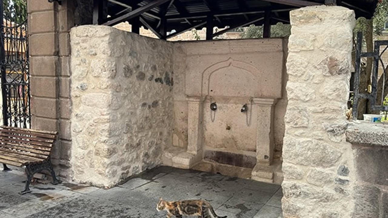 Balıkesir'de 636 Yıllık Yıldırım Camii Çeşmesi Restore Edildi