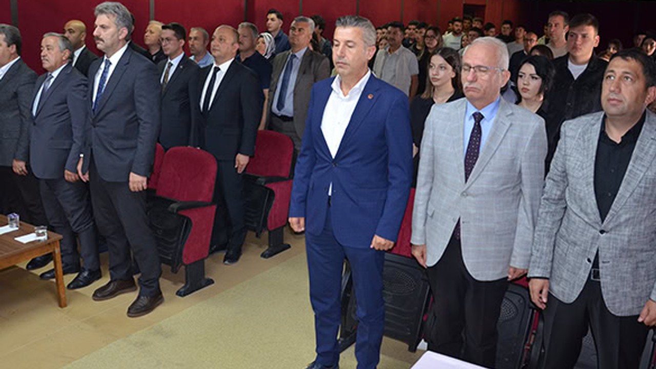 BESOB'tan Öğrencilere Belge ve Ruhsat Verildi