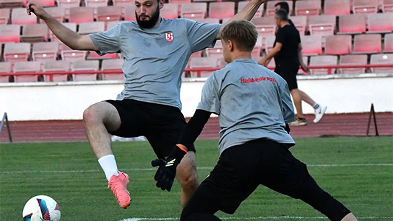 Balıkesirspor'dan Fatsa Maçı Öncesi Anlamlı Kutlama