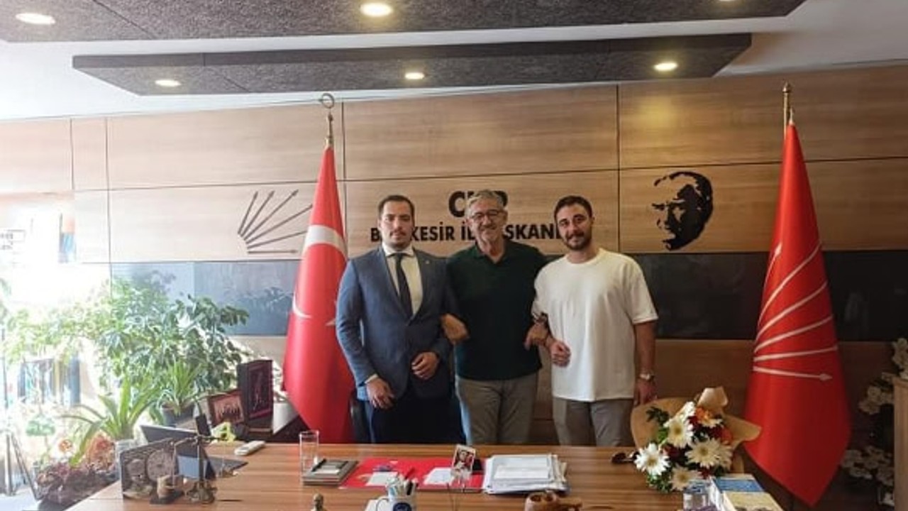 CHP Balıkesir İl Gençlik Kolları'nda Devir Teslim