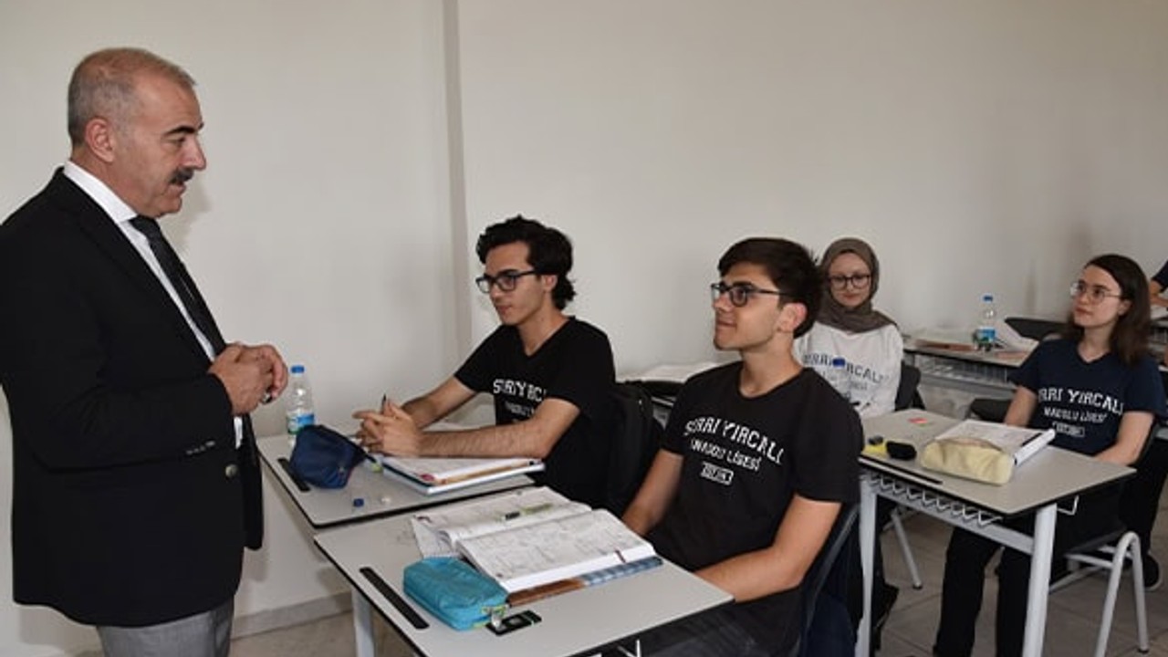 Milli Eğitim Müdürü Demir’den Sırrı Yırcalı Anadolu Lisesi’ne Ziyaret