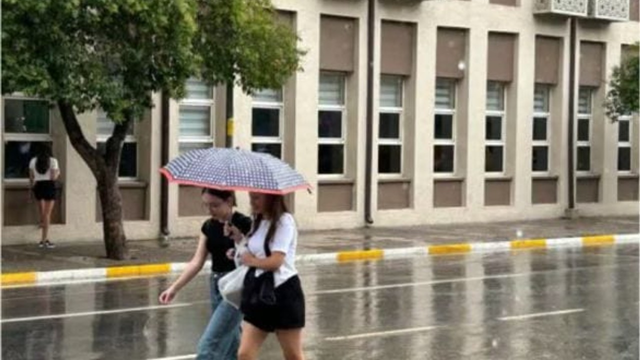 Balıkesir'de Yağmur Yarında Devam Edecek