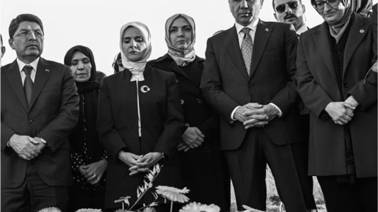 Belgin Uygur Narin'in Kabrini Ziyaret Etti