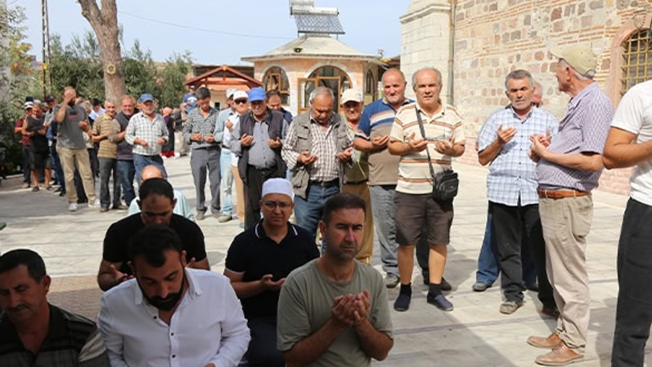 Ayvalık Altınova'da Yağmur Duası