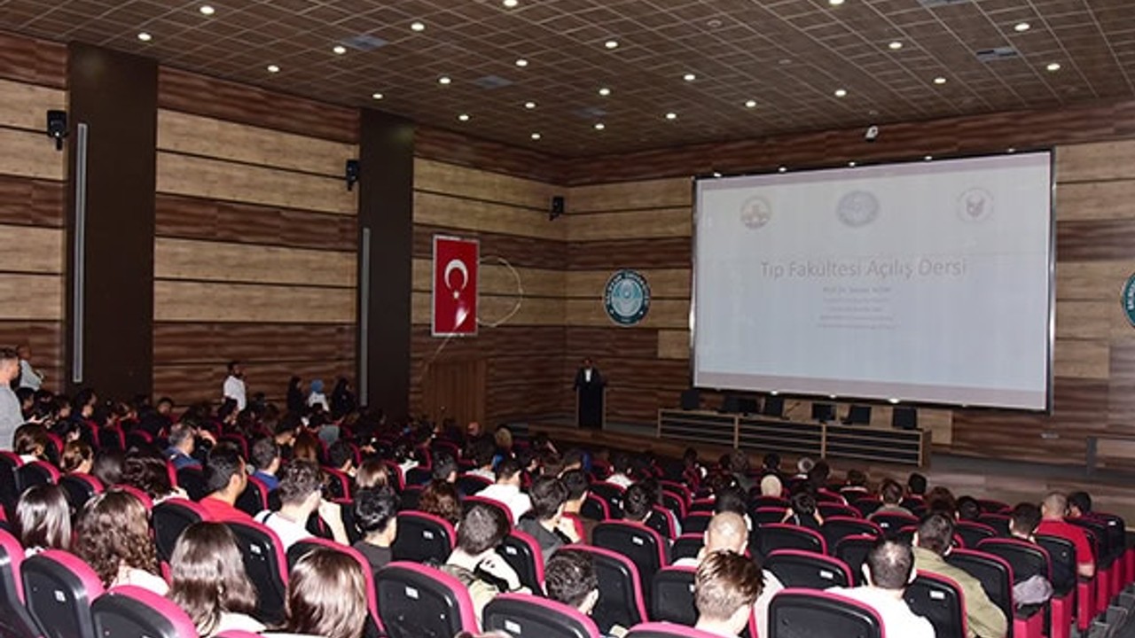BAÜN Tıp Fakültesinde Akademik Yılı Açıldı