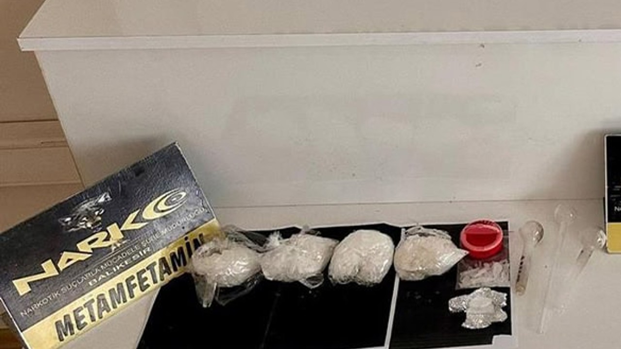 Balıkesir'de 211 Gram Metamfetamin Ele Geçirildi