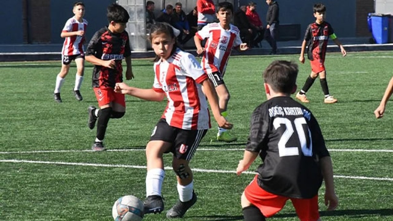Balıkesirspor U12 Takımından Göz Dolduran Galibiyet