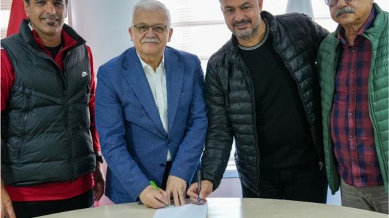 Burhaniye Belediyespor'da Yeni Dönem