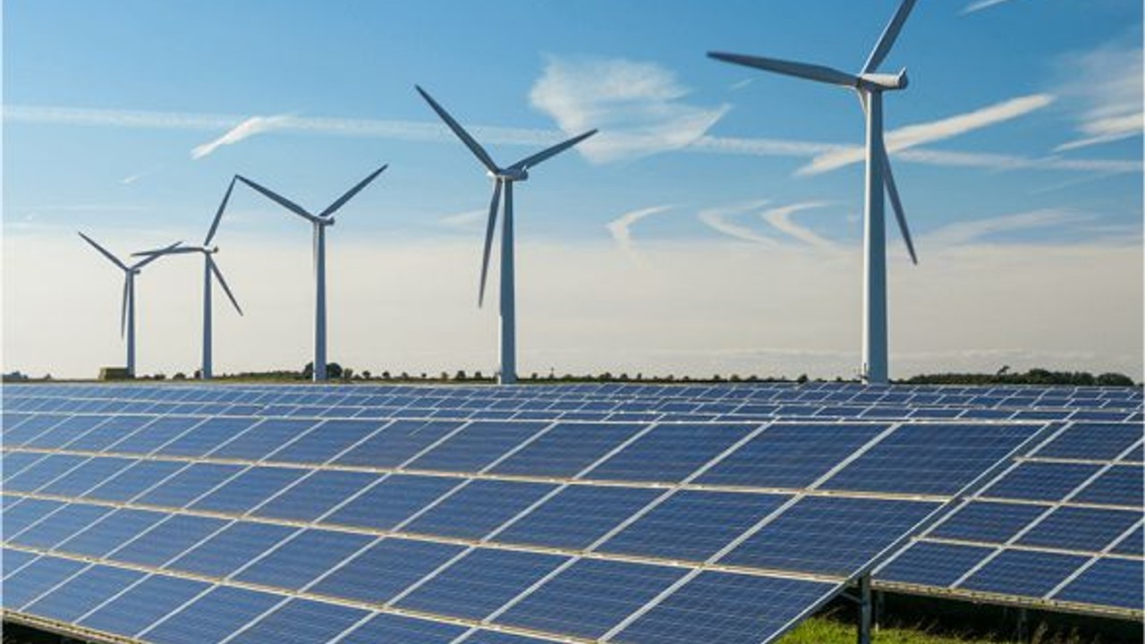 Türkiye, 2025'te Yenilenebilir Enerjide Yüzde 47,8 Hedefine İlerliyor
