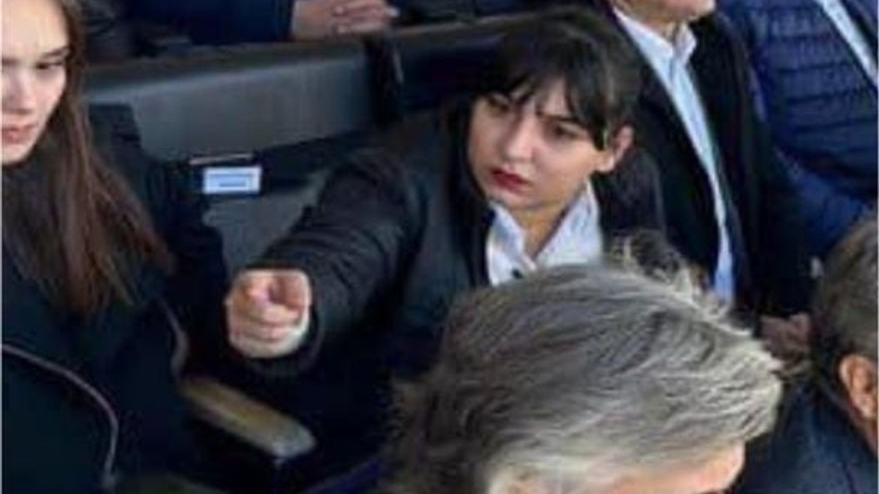 Yasağı Çiğneyen Çetinkaya'ya Bandırmaspor Taraftarından Tepki