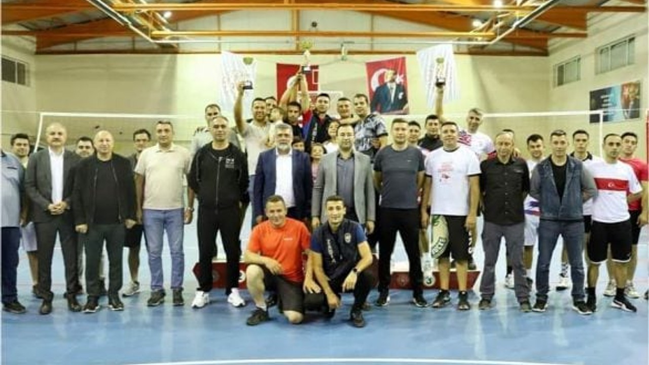 Kepsut'ta Sporun Zirvesi Yaşandı!
