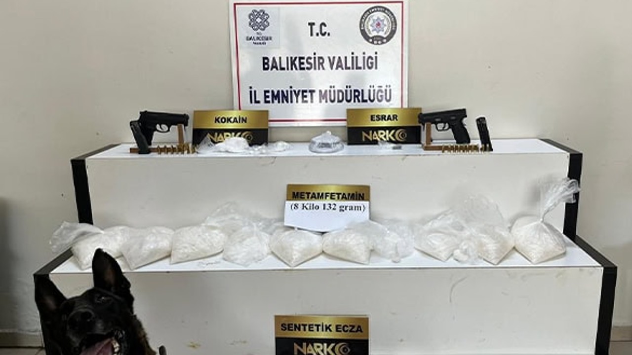 Gizlenen 8 Kilo Uyuşturucu Fırtına’ya Yakalandı!