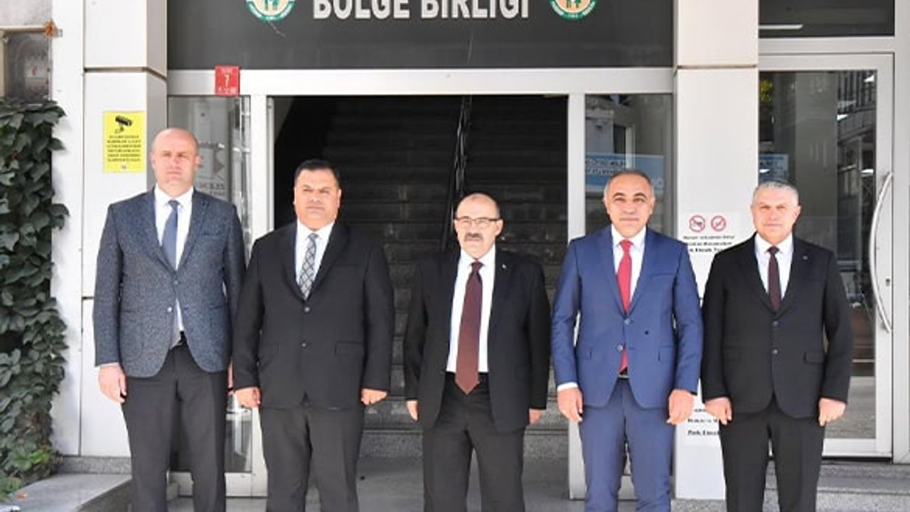 Vali Ustaoğlu’ndan Tarım Kredi Birliğine Ziyaret