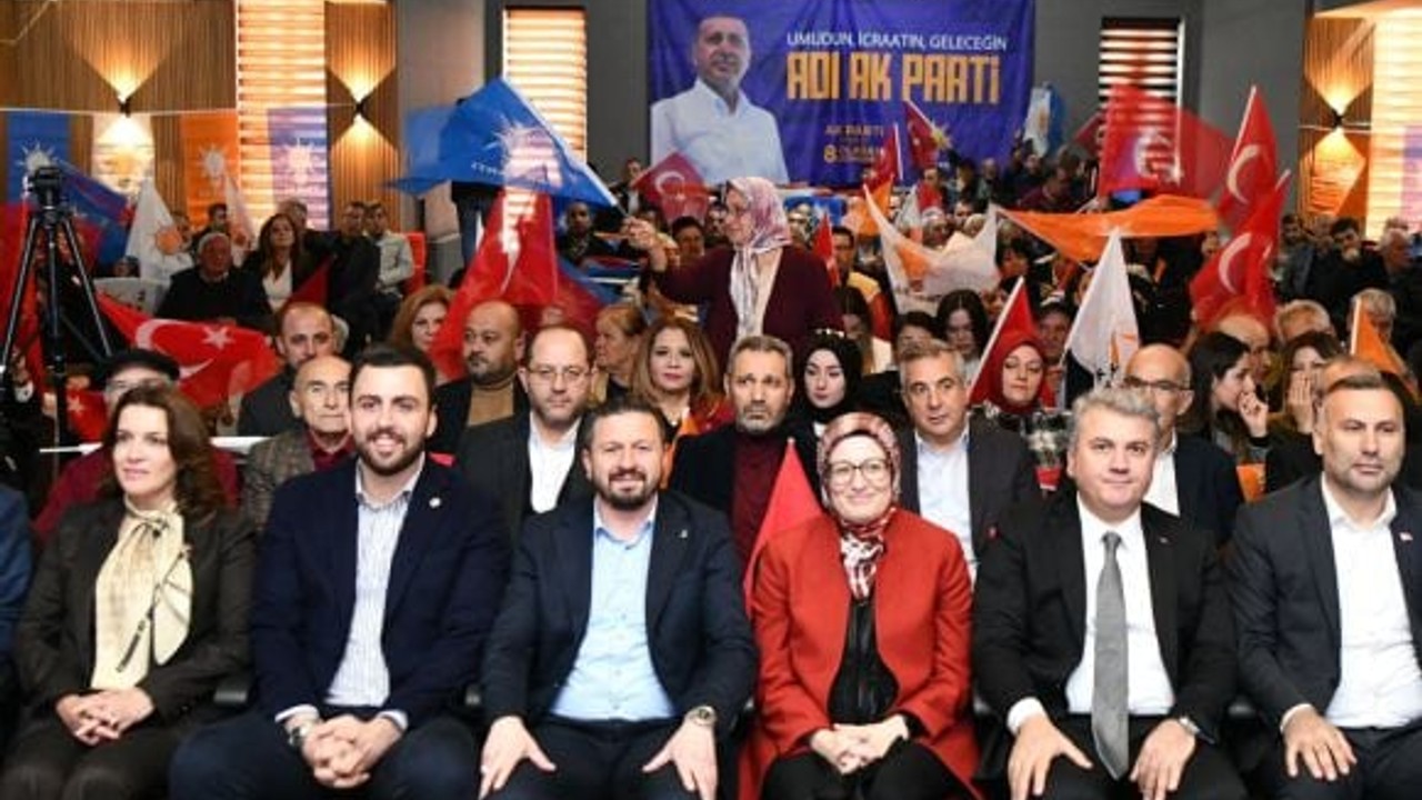 AK Parti Ayvalık İlçe Kongresi Gerçekleşti
