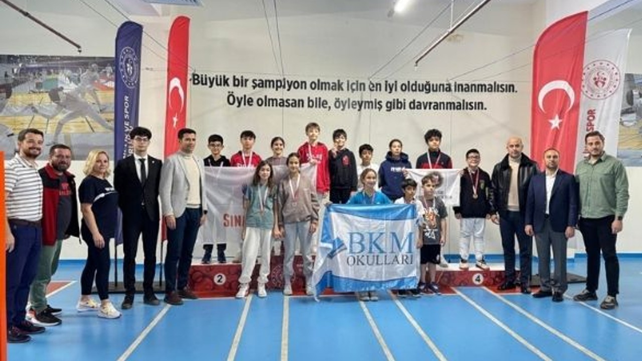Balıkesir'de Eskrim Şampiyonası Sona Erdi