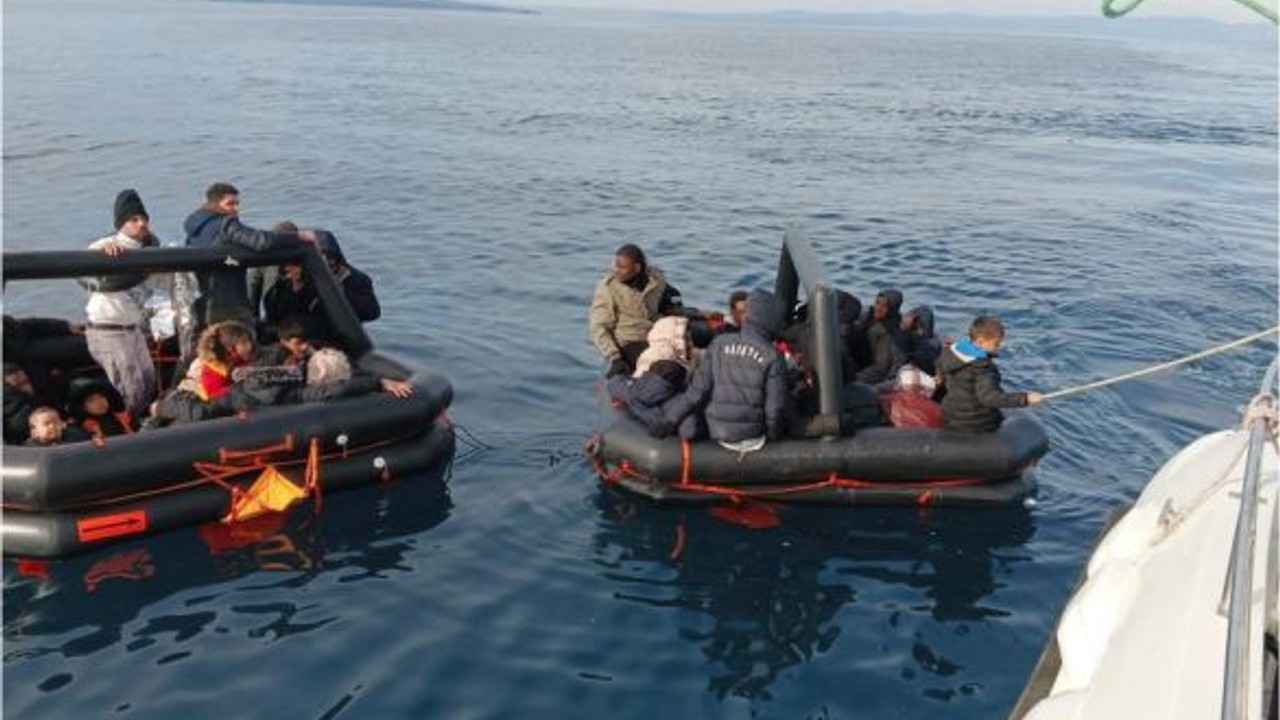 Yunanistan Tarafından Geri İtilen 35 Göçmen Kurtarıldı