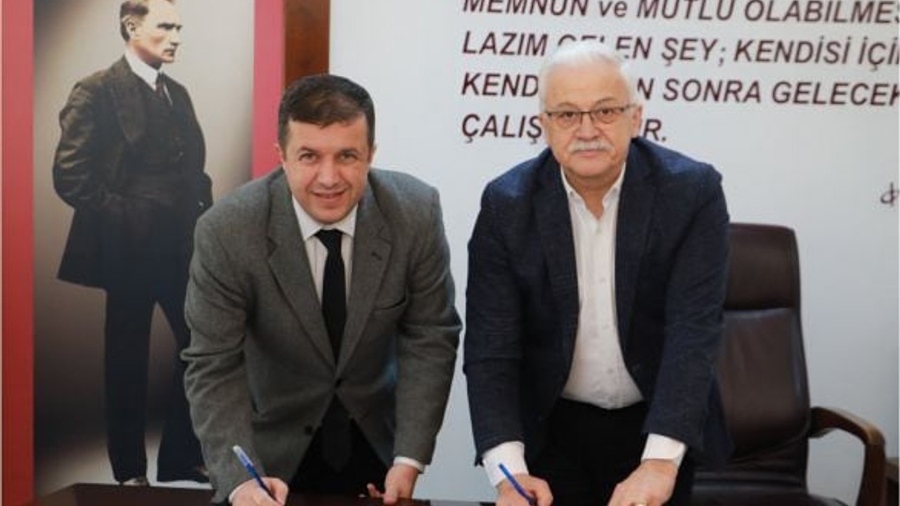 Başkan Deveciler: "Gençler İçin Elimizi Taşın Altına Koyduk!"