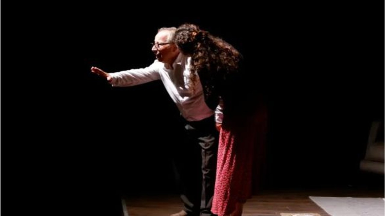 'Erdemli Kadın Hikayeleri' Ayvalık'ta Anlatıldı