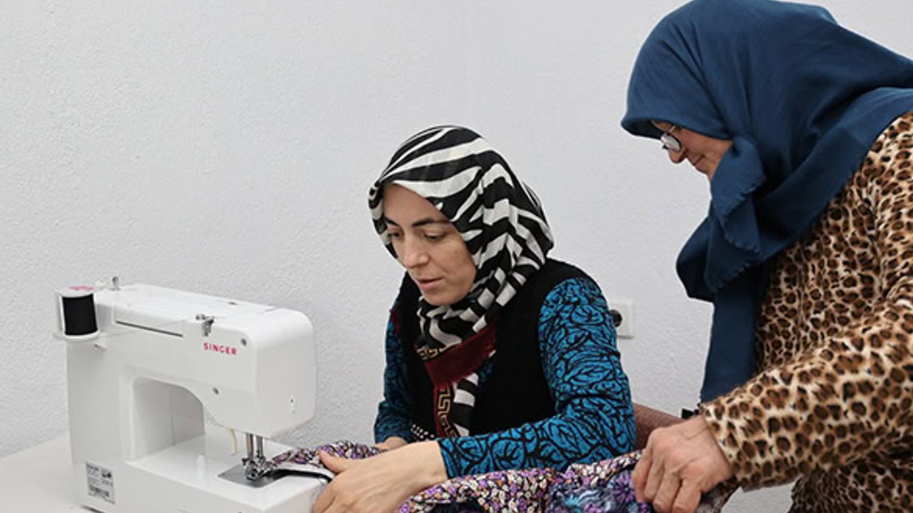Balya'da Kadınlara Dikiş Nakış Eğitimi
