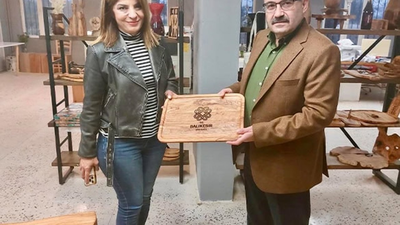 Vali Ustaoğlu, Egeden Eve İşletmesini Ziyaret Etti
