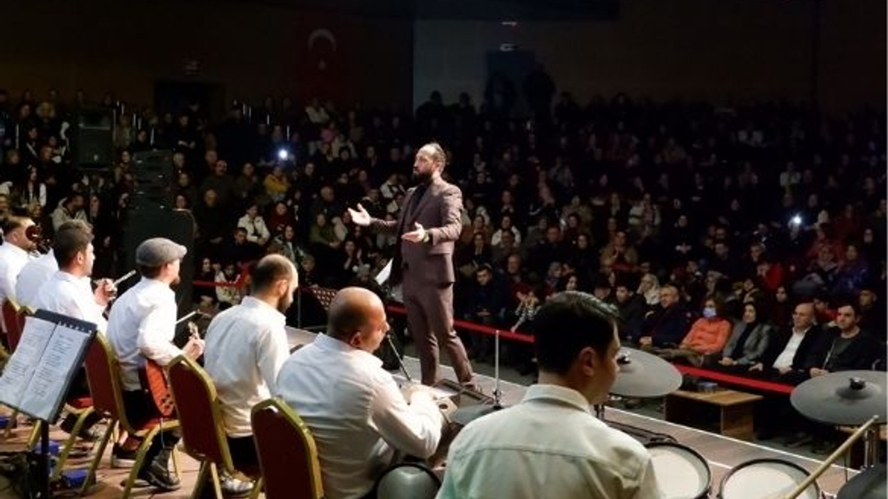 Susurluk'ta Türkü Şöleni Yaşandı