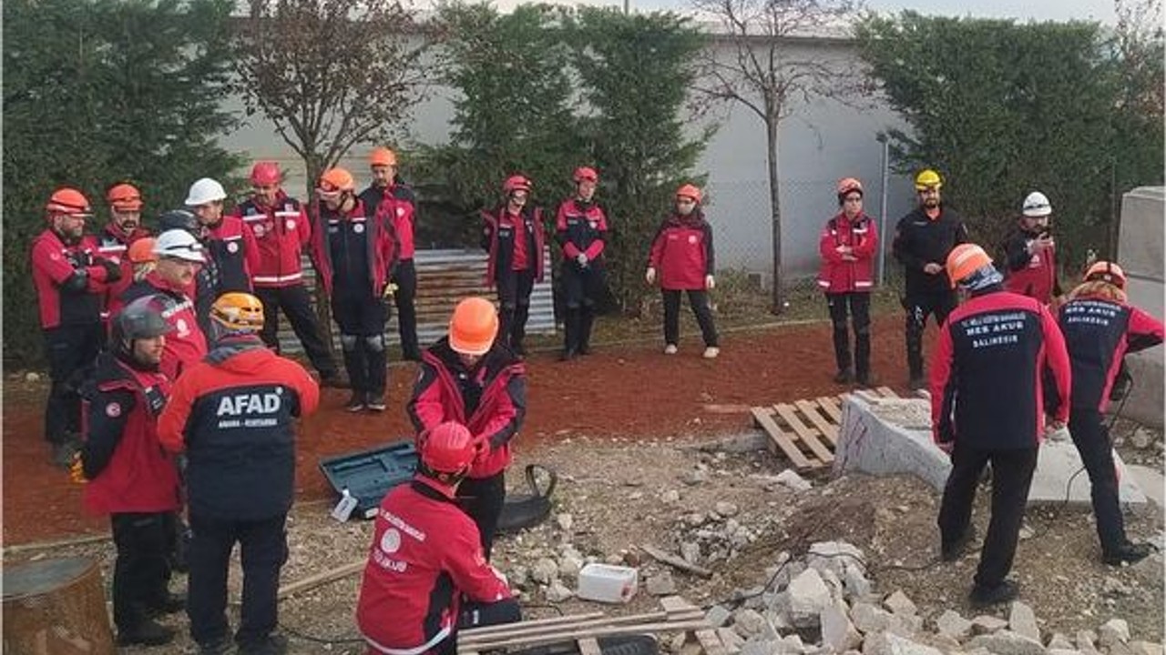 Balıkesir’de Öğretmenlerden Yeni Ekip Yetişiyor!