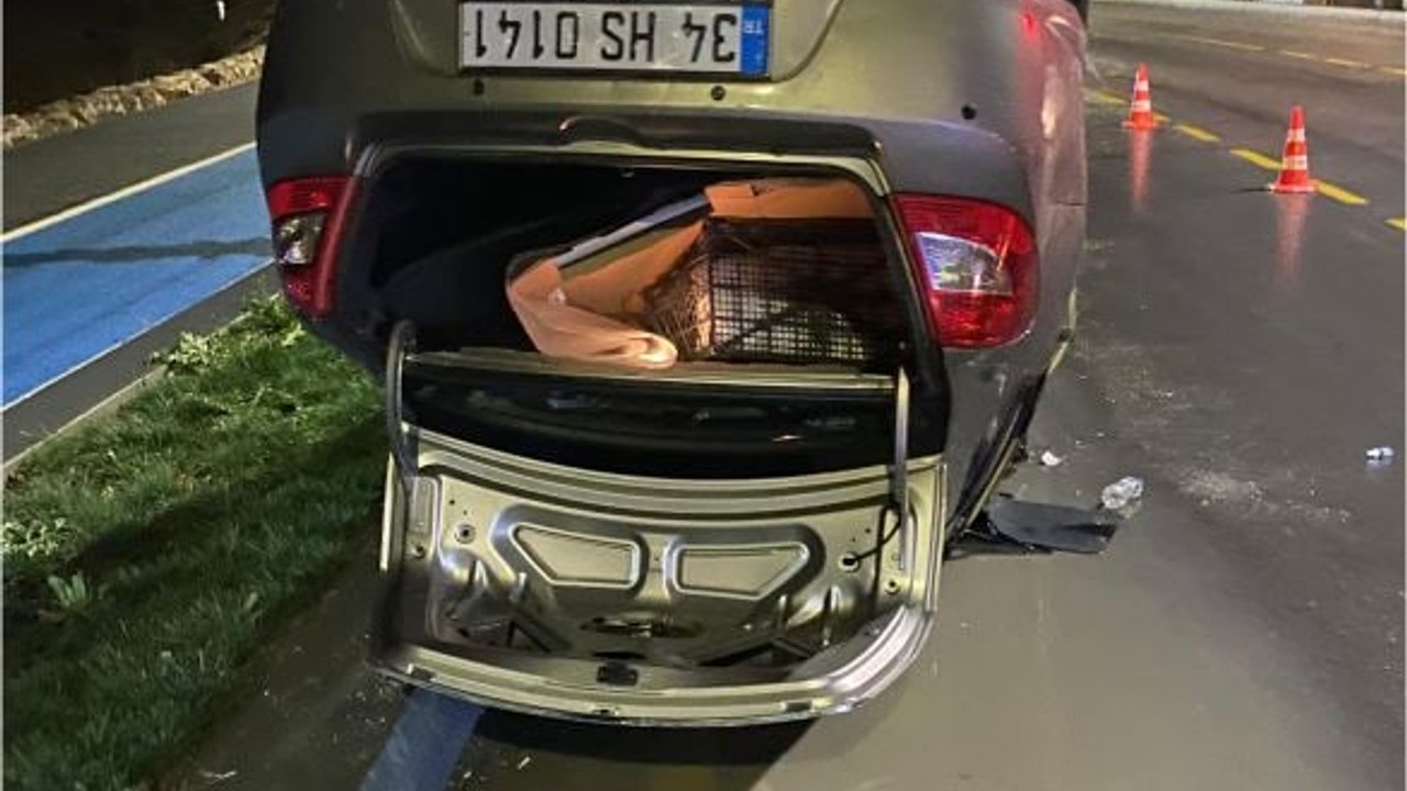 Balıkesir’de Zincirleme Kaza! 4 Araç Çarpıştı