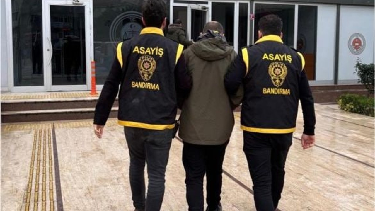 Bandırma’da Silahlı Yağma Zanlısı Yakalandı