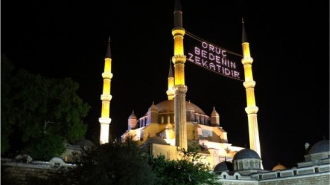 2025'te Dini Gün ve Bayramlar