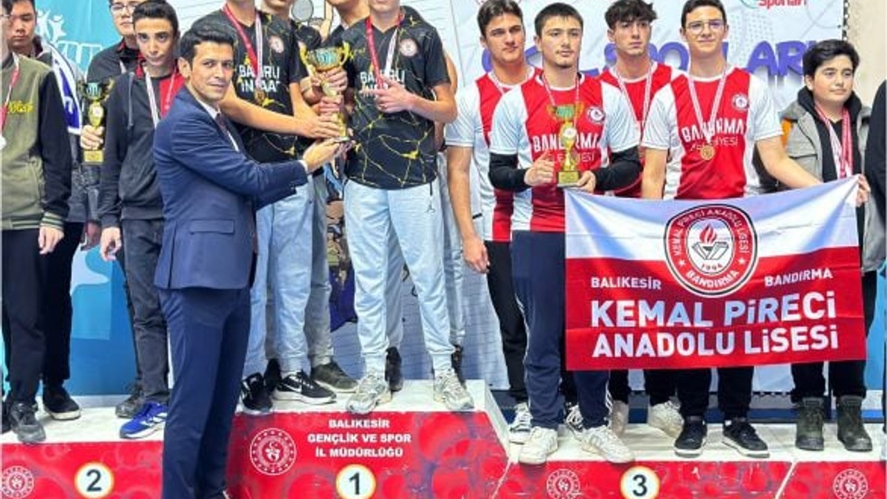 Balıkesir'de Okul Sporları İl Birinciliği Sona Erdi