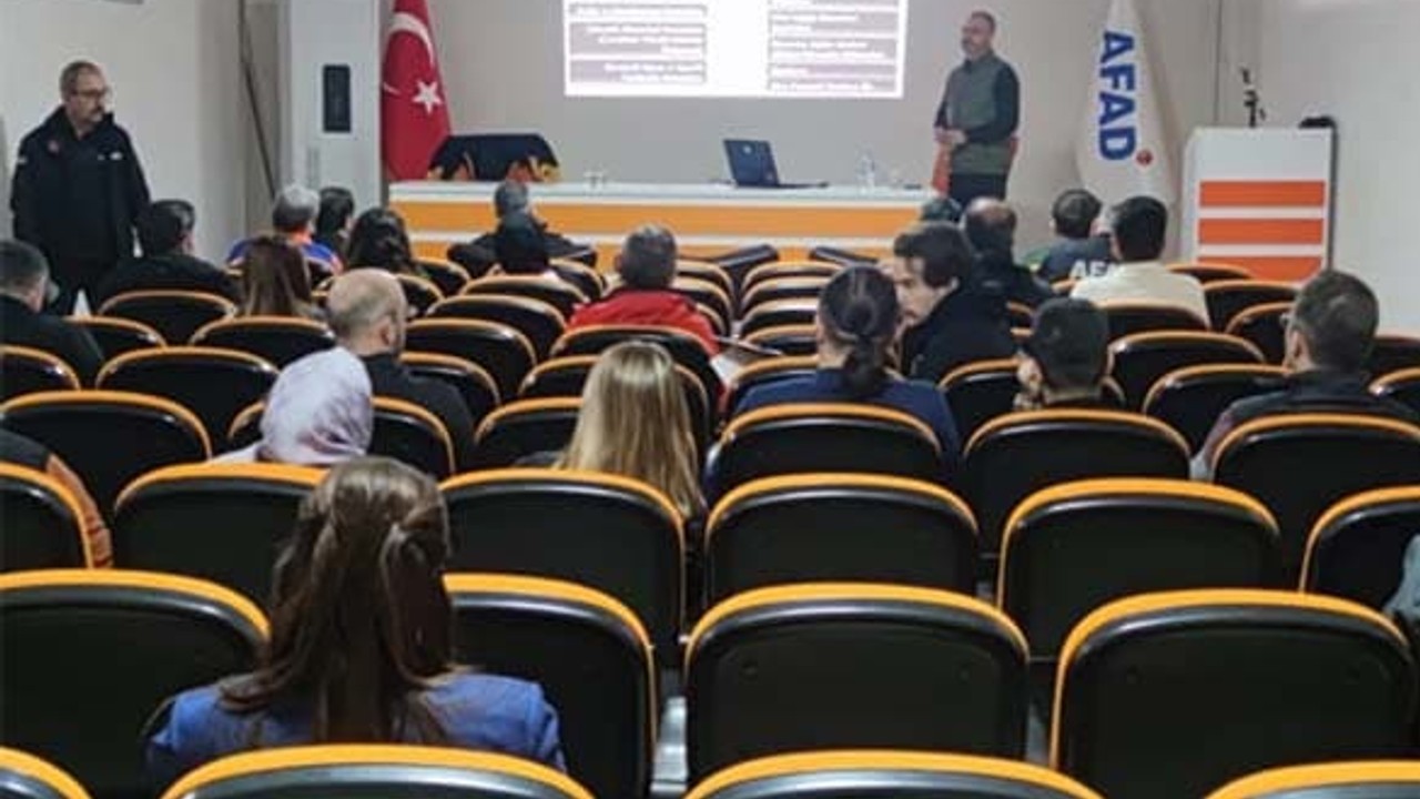 AFAD Balıkesir Personeline İş Sağlığı ve Güvenliği Eğitimi
