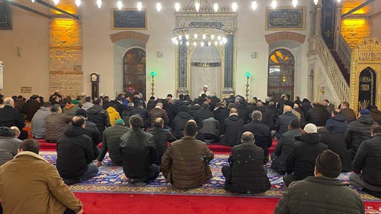 Balıkesir, Üç Aylara ve Yeni Yıla Dua ile Başladı