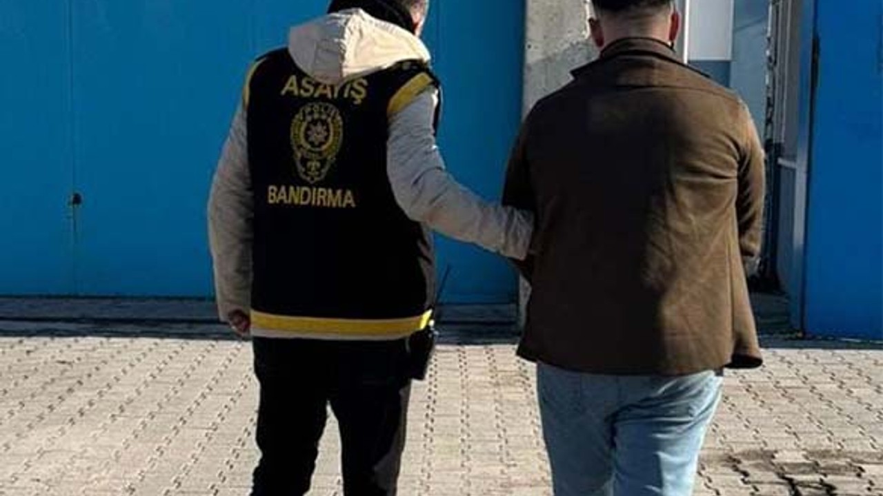 Bandırma'da 3 Farklı Hırsızlık Suçundan Aranan Şahıs Yakalandı