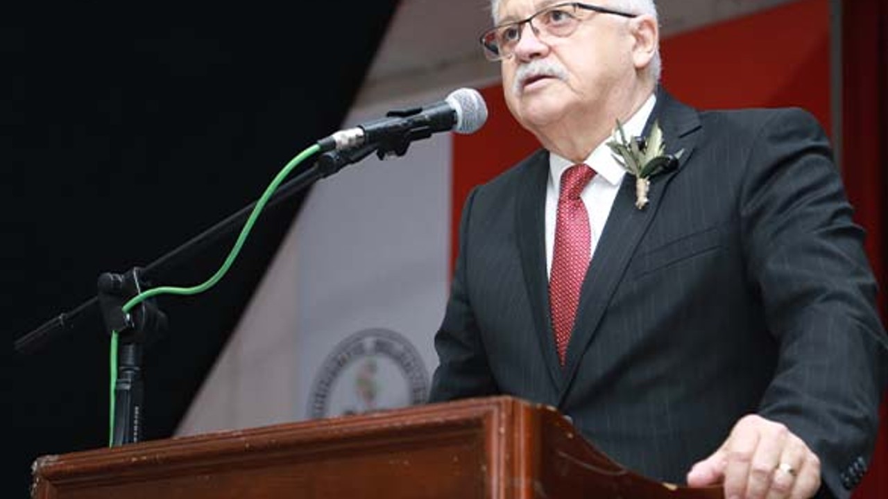 Burhaniye Zeytin Festivali Bando Eşliğinde Başladı