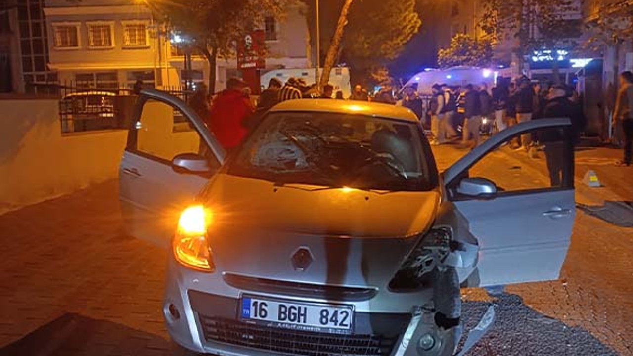 Edremit’te Trafik Kazası, 3 Kişi Yaralı