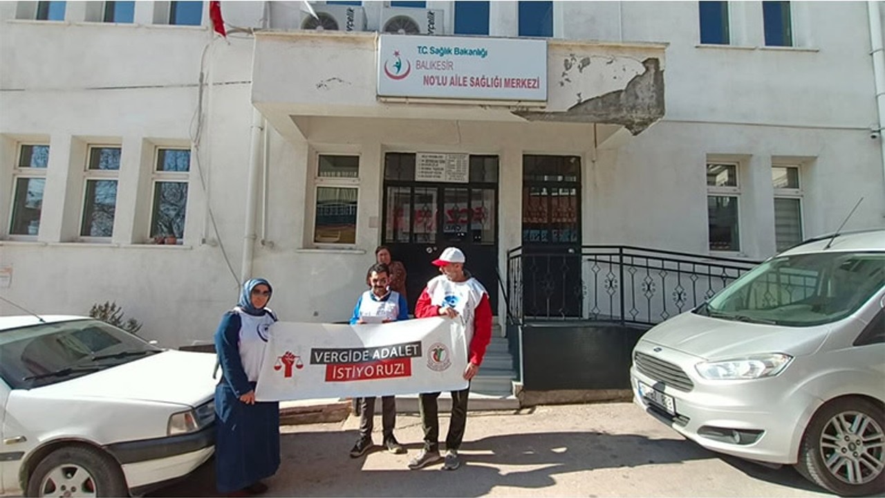 Sağlık Çalışanları;"Adalet İçin 45 Haftadır Alanlardayız"