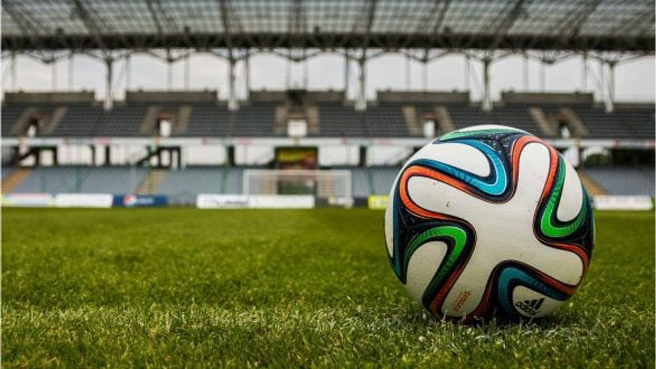 Futbolda ara transfer dönemi yarın başlıyor