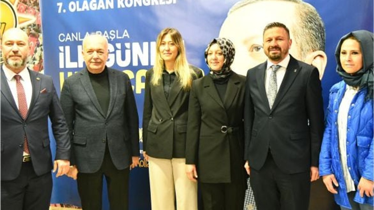 Dursunbey AK Parti Kadın Kolları Başkanı Değişti
